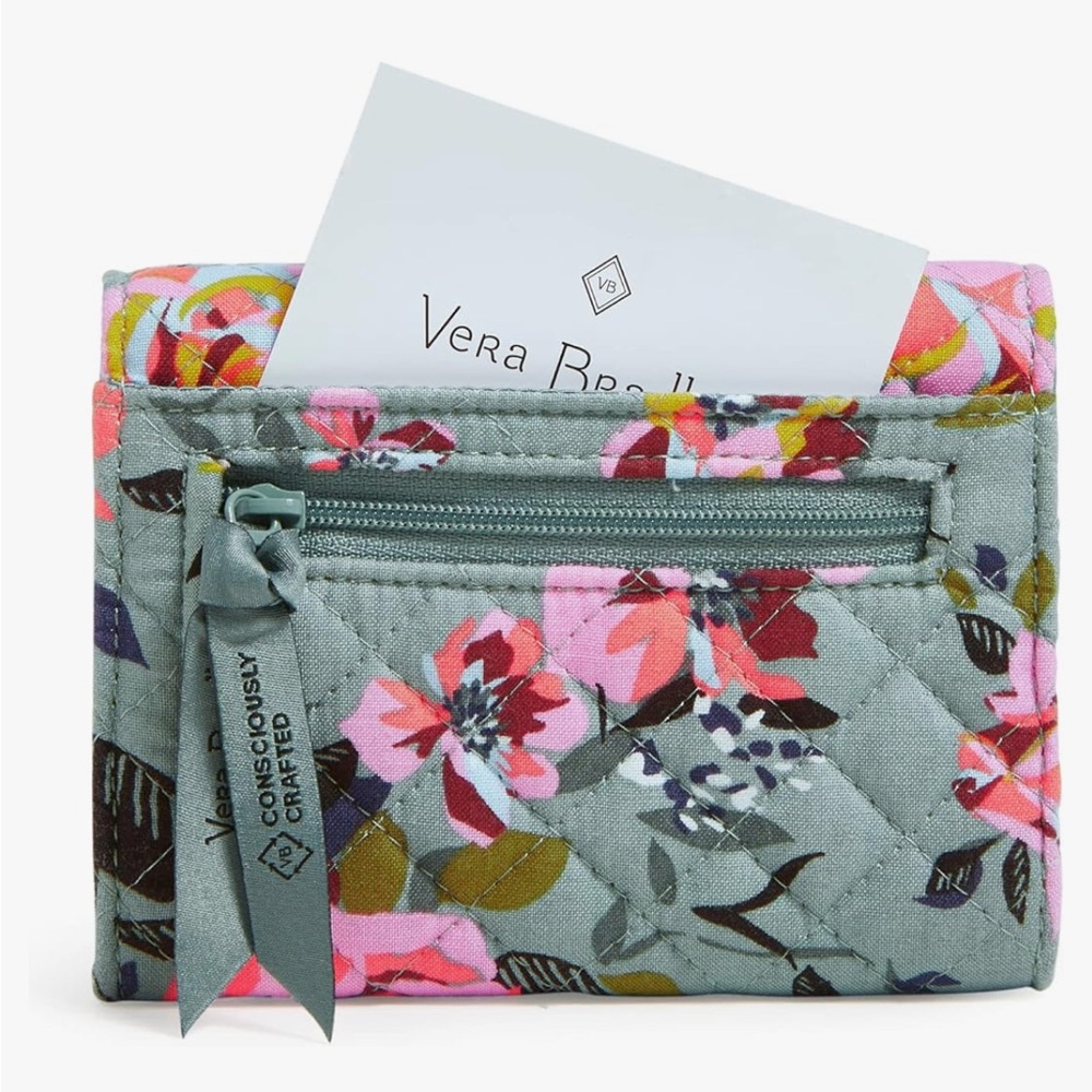 New Vera Bradley Wallet